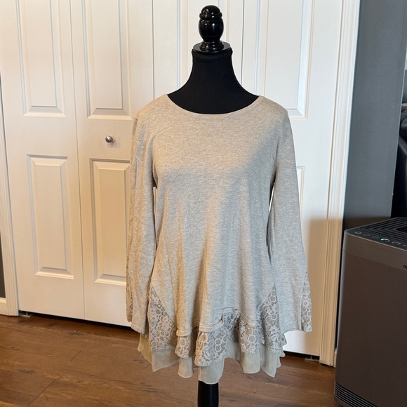 Style & Co. Beige Lace Trim Long Sleeve Top - Picture 9 of 10